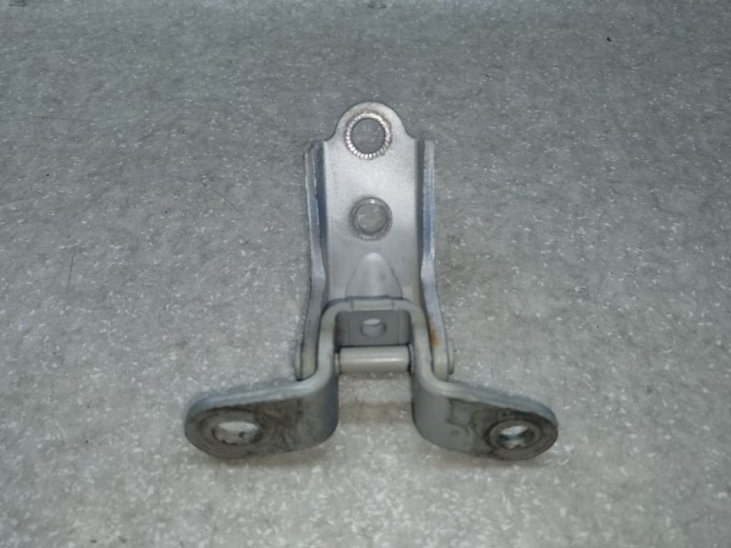 79310-2E000 | Петля двері верхня передн. лів. HYUNDAI ELANTRA MD 10-15