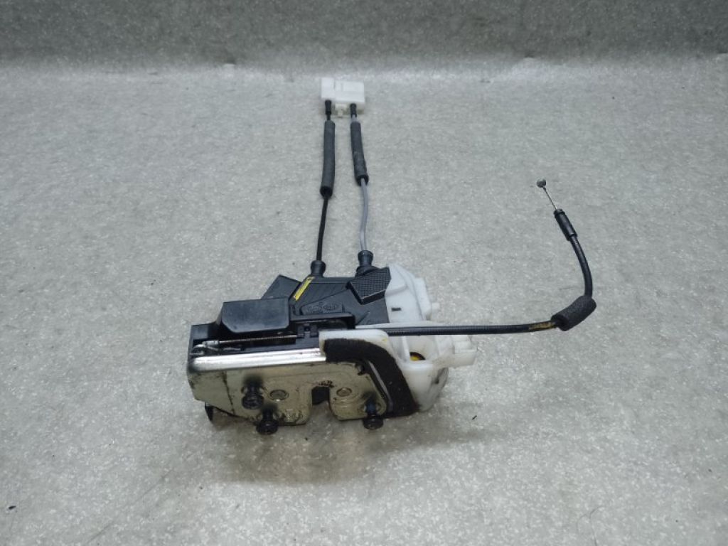 81310-3X030 | Замок двери передн. лев. HYUNDAI ELANTRA MD 10-15