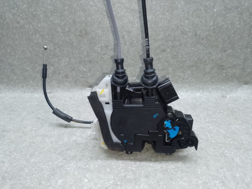 81310-3X030 | Замок двери передн. лев. HYUNDAI ELANTRA MD 10-15 - Фото 3