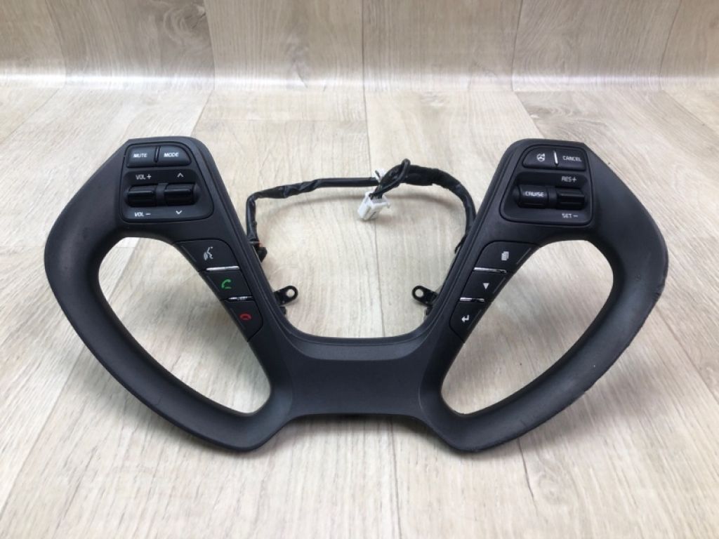 96710A7200K3S | Кнопки руля KIA FORTE YD 12-