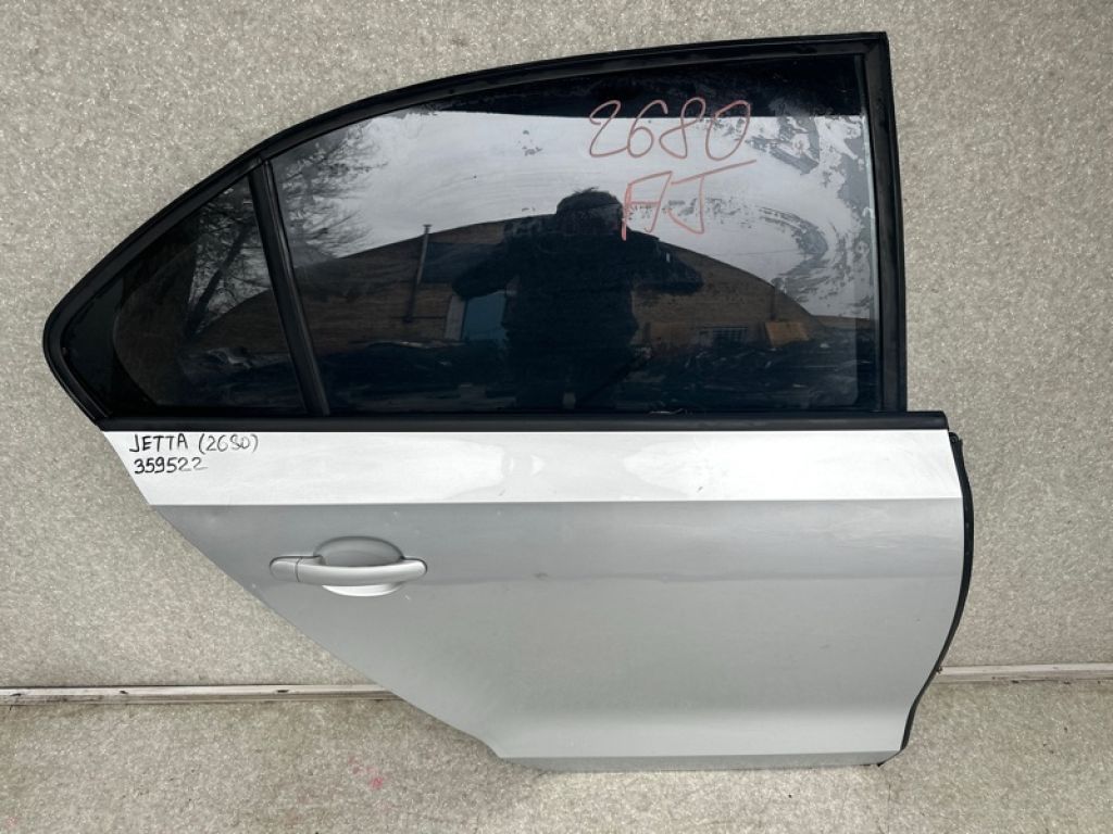 5C6 833 056 A | Двері задн. прав. VOLKSWAGEN JETTA USA 10-17 - Фото 2