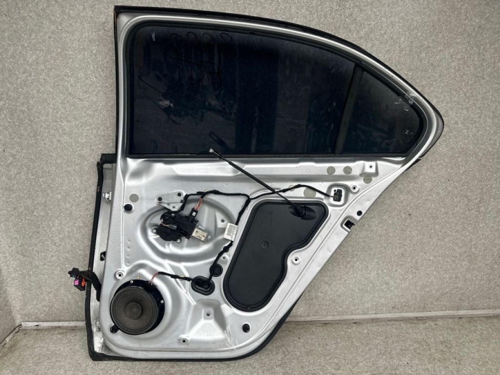 5C6 833 056 A | Двері задн. прав. VOLKSWAGEN JETTA USA 10-17 - Фото 8