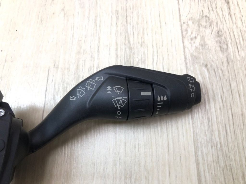 EV6Z-17A553-B | Подрулевой переключатель прав. FORD ESCAPE 12-19 - Фото 2