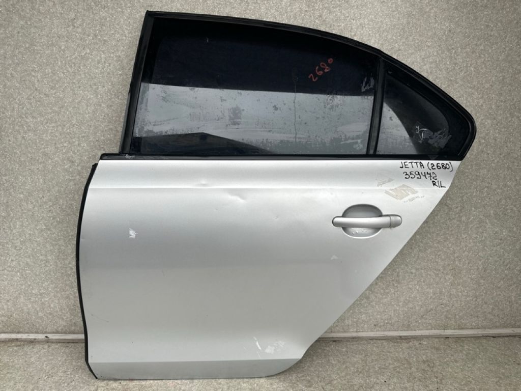 5C6 833 055 A | Двері задн. лів. VOLKSWAGEN JETTA USA 10-17