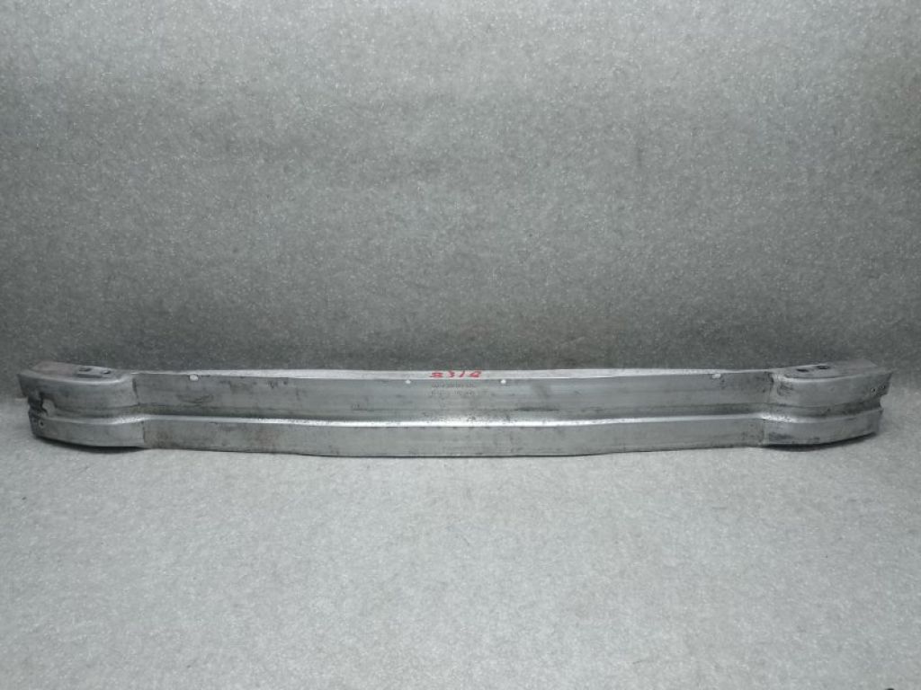 8K0 807 113 E | Усилитель переднего бампера AUDI A5 07-17