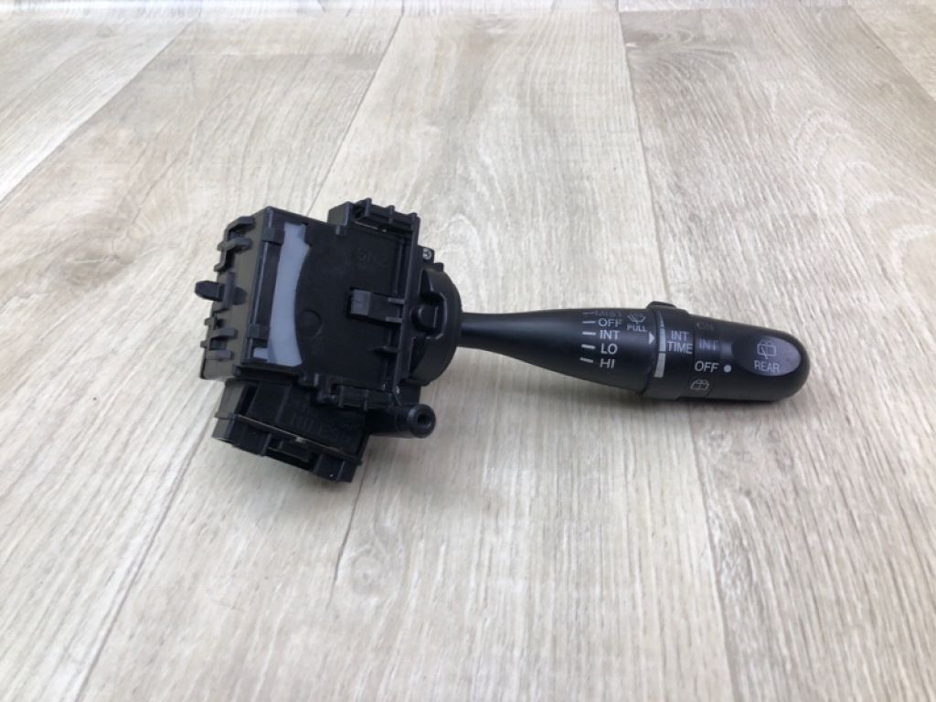 37310-62J31 | Підрульовий перемикач прав. SUZUKI SX4 06-13