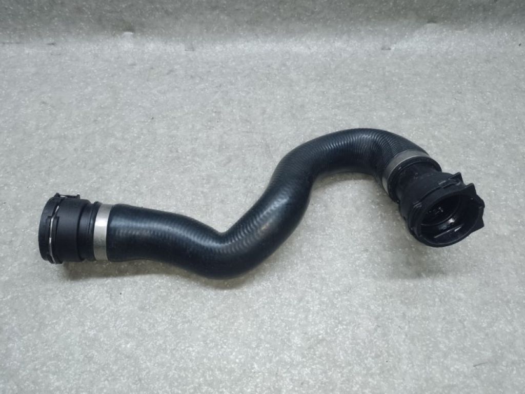 8K0 121 055 B | Патрубок системи охолодження AUDI A5 07-17