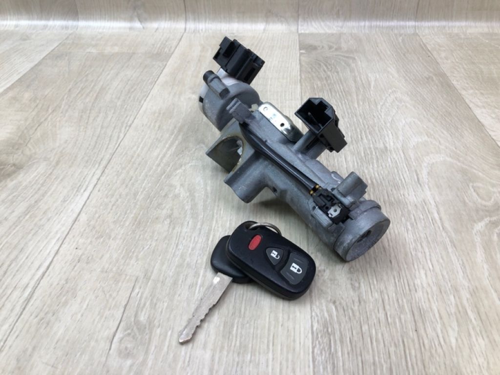 37109-77820 | Замок запалювання SUZUKI SX4 06-13