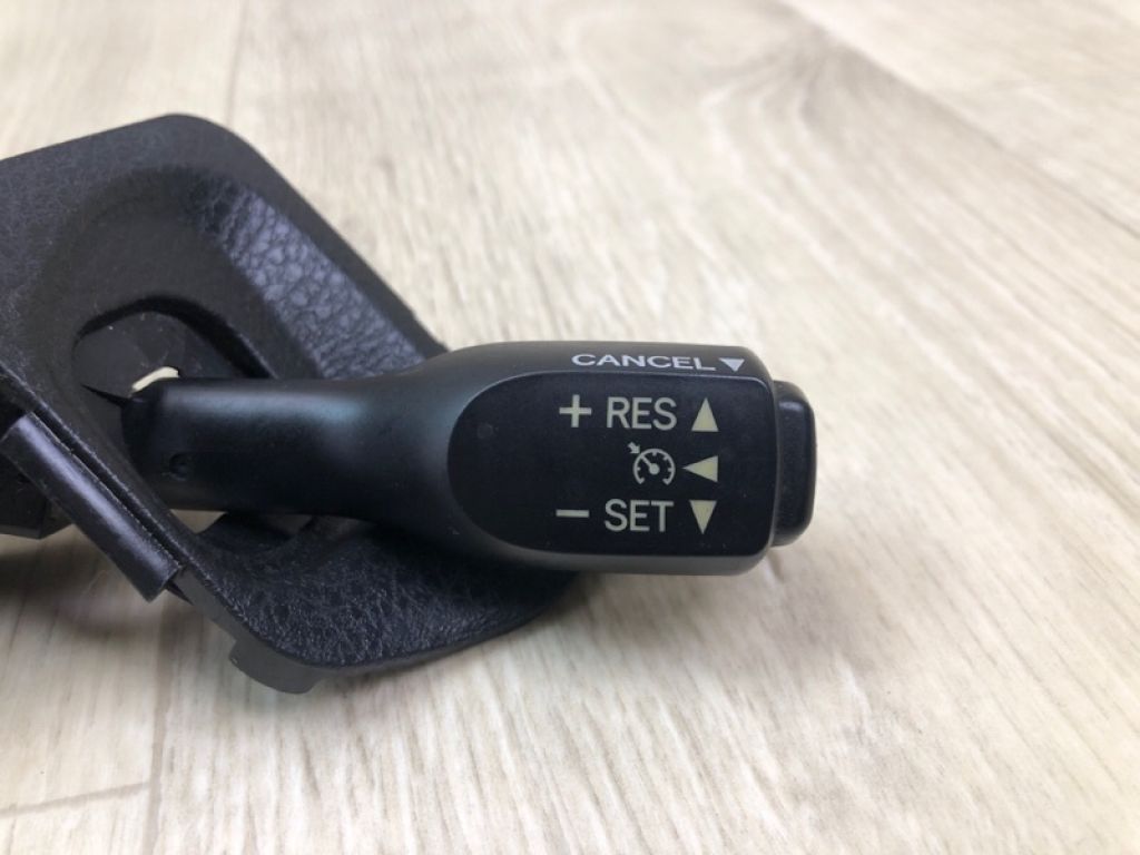 8463208040 | перемикач круиз-контролю TOYOTA SIENNA 11-16 - Фото 2