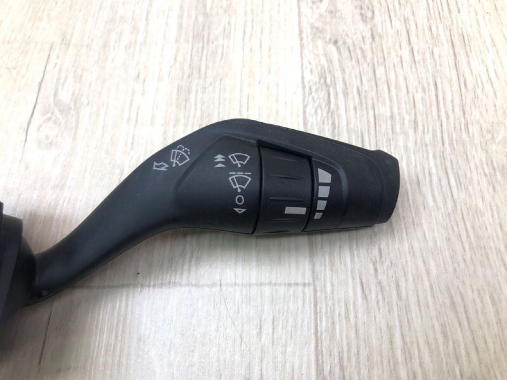 F1FZ-17A553-A | Подрулевой переключатель прав. FORD FOCUS 10-18 - Фото 2