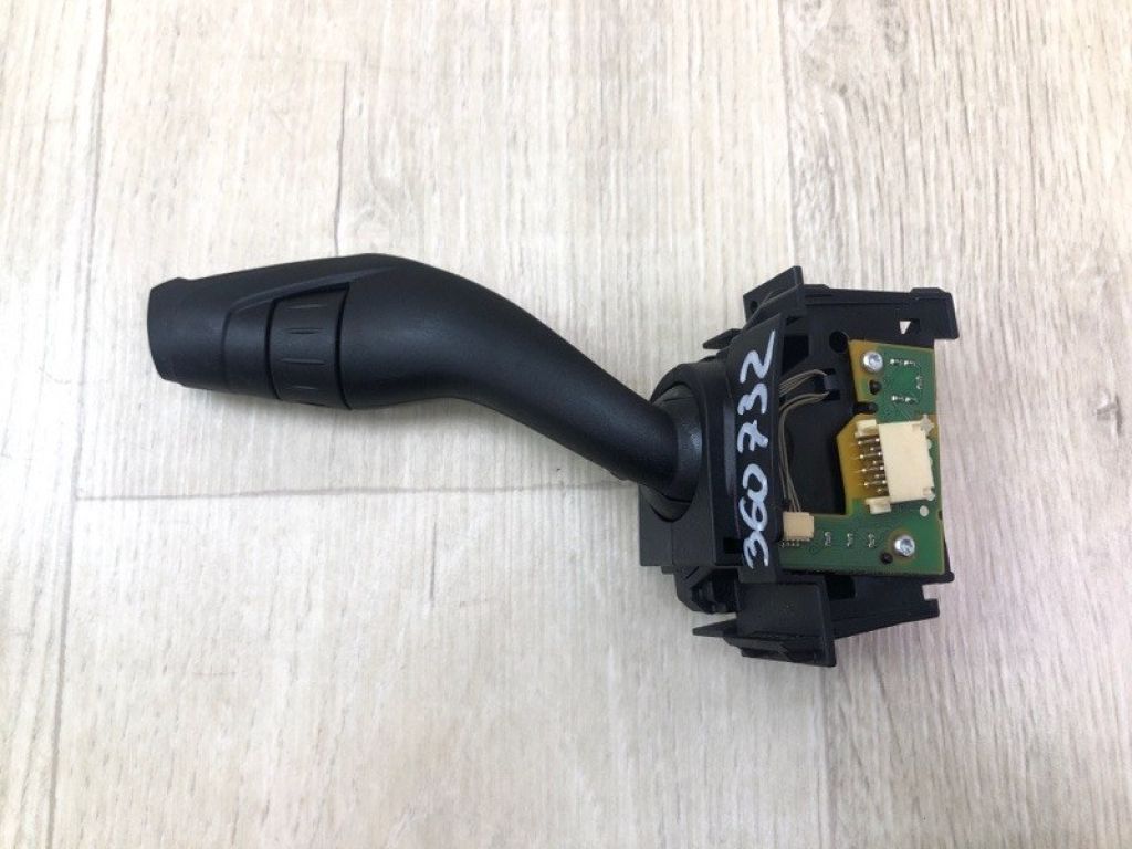 F1FZ-17A553-A | Подрулевой переключатель прав. FORD FOCUS 10-18 - Фото 4