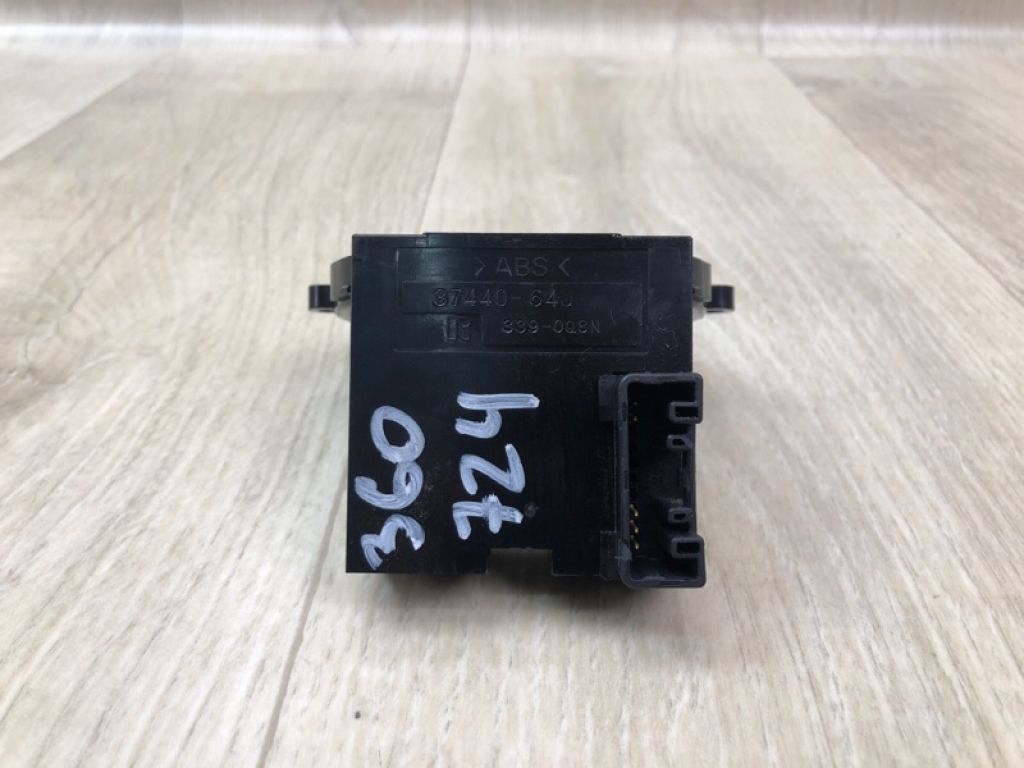 37440-64J10 | Датчик кута повороту керма SUZUKI SX4 06-13 - Фото 4