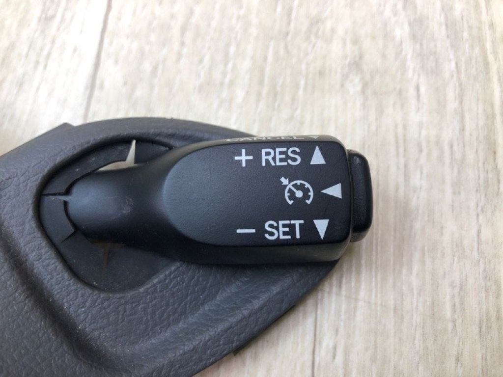 8463234011 | перемикач круиз-контролю TOYOTA CAMRY 40 06-11 - Фото 2