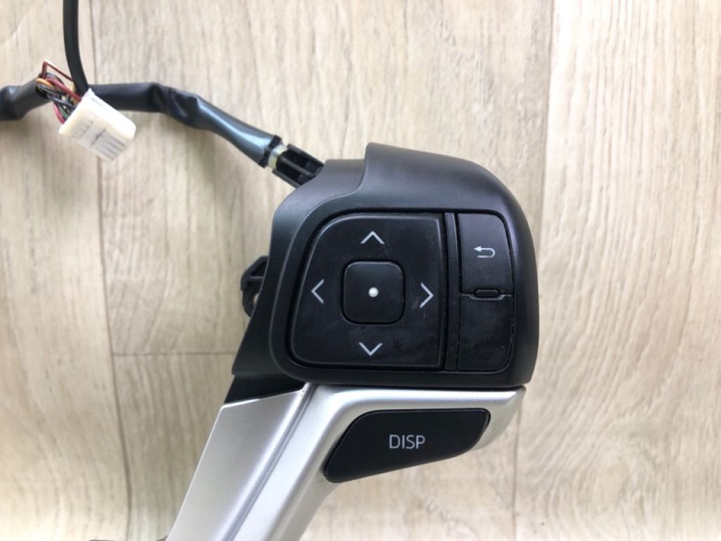 8425008100 | Кнопки руля TOYOTA SIENNA 11-16 - Фото 2