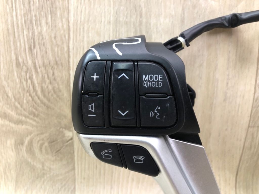 8425008100 | Кнопки руля TOYOTA SIENNA 11-16 - Фото 4