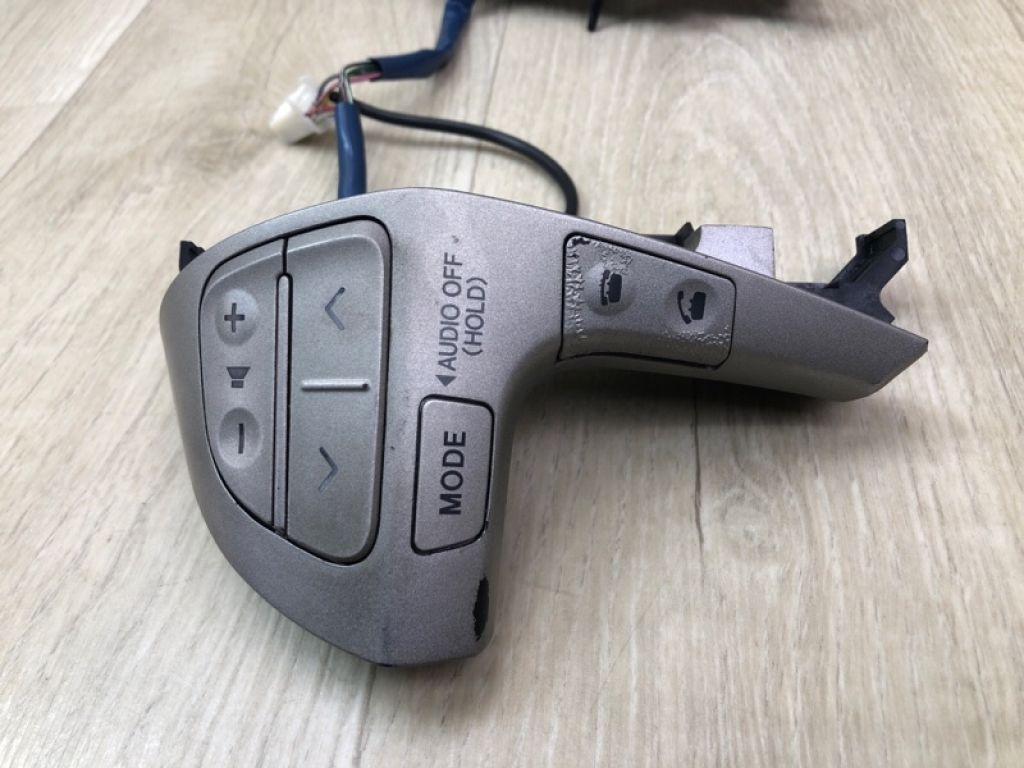 8425033130 | Кнопки руля TOYOTA CAMRY 40 06-11 - Фото 2