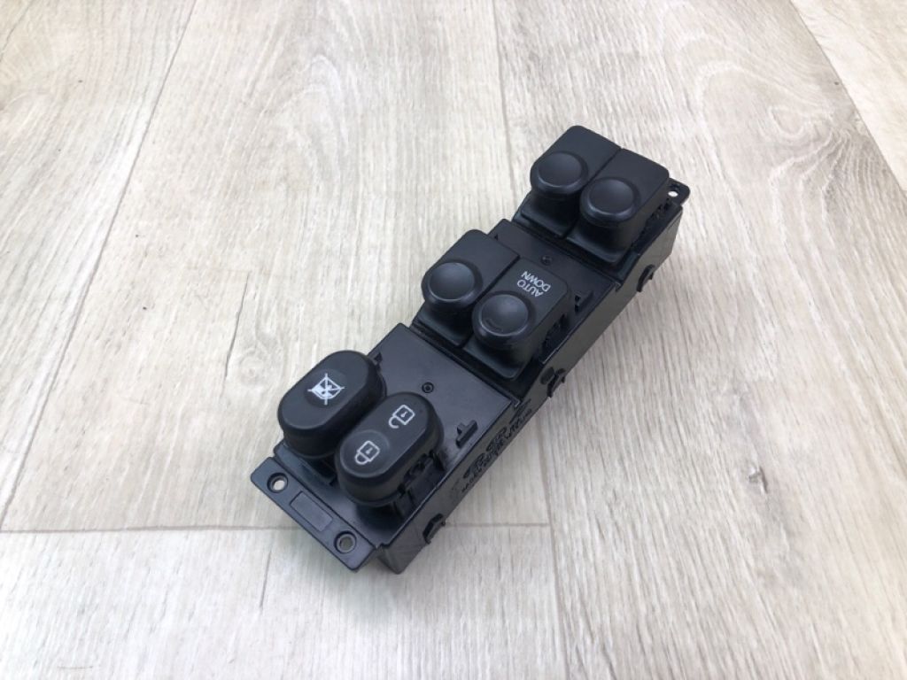 93570-1R111 | Блок управления стеклоподъемниками HYUNDAI ACCENT RB 10-