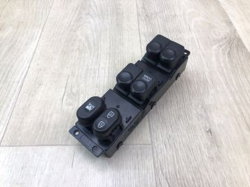 Блок управления стеклоподъемниками HYUNDAI ACCENT RB 10-