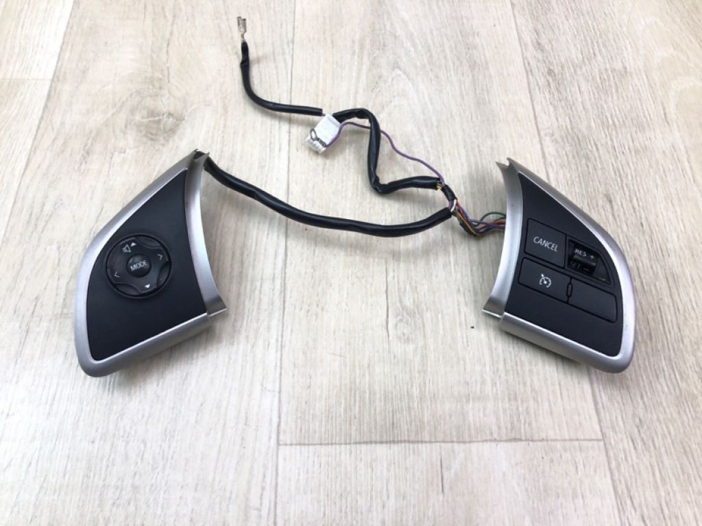 8616A026 | Кнопки руля MITSUBISHI OUTLANDER GF 12-