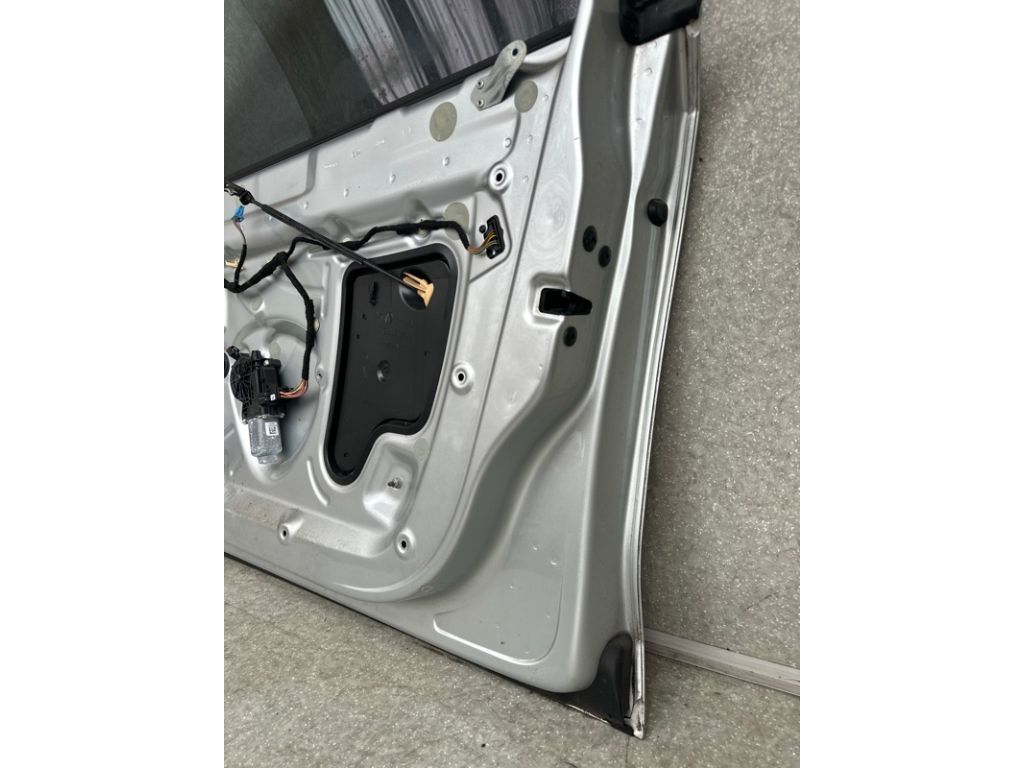 5C6 831 056 B | Двері передн. прав. VOLKSWAGEN JETTA USA 10-17 - Фото 9