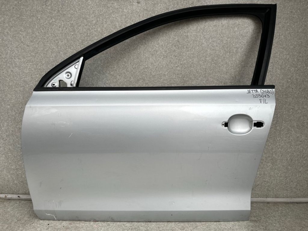 5C6 831 055 B | Двері передн. лів. VOLKSWAGEN JETTA USA 10-17