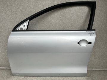 Двері передн. лів. VOLKSWAGEN JETTA USA 10-17