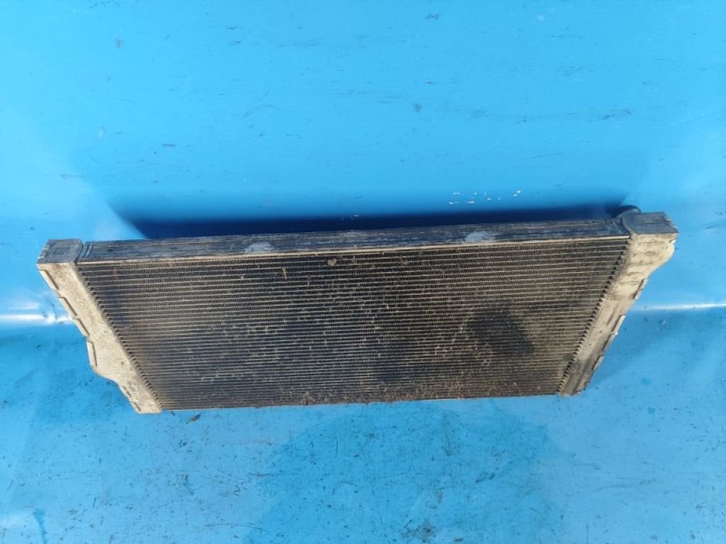 17 11 7 562 586 | Радіатор основний BMW 5 SERIES (F10) 11-13 - Фото 5