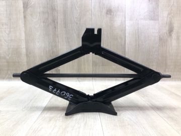 Домкрат NISSAN X-TRAIL/ROGUE T33 20-