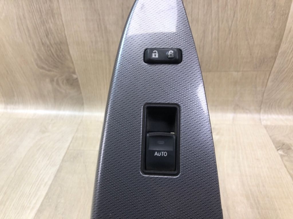 848100T010 | Кнопка склопідіймача передн. прав. TOYOTA VENZA 09-16 - Фото 2