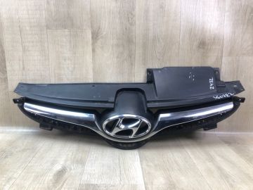 Решітка радіатора HYUNDAI ELANTRA MD 10-15