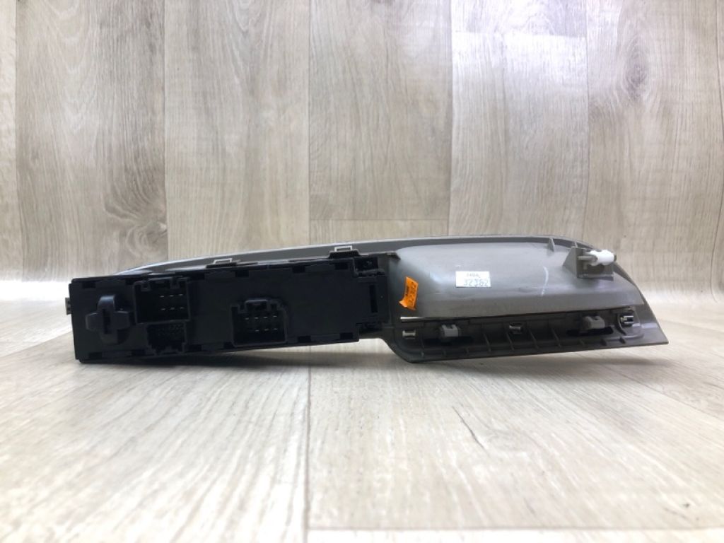 BM5T-14A132-AB | Блок керування склопідіймачами FORD ESCAPE 12-19 - Фото 4