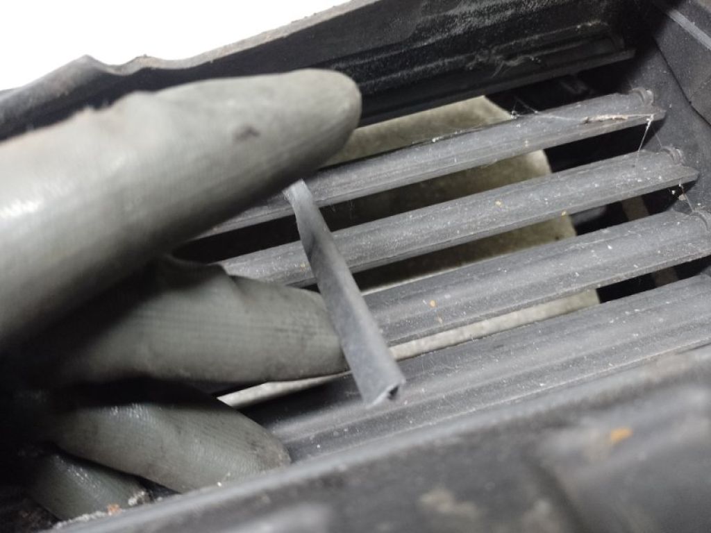 CJ5Z-8475-C | Жалюзи радиатора FORD ESCAPE 12-19 - Фото 10