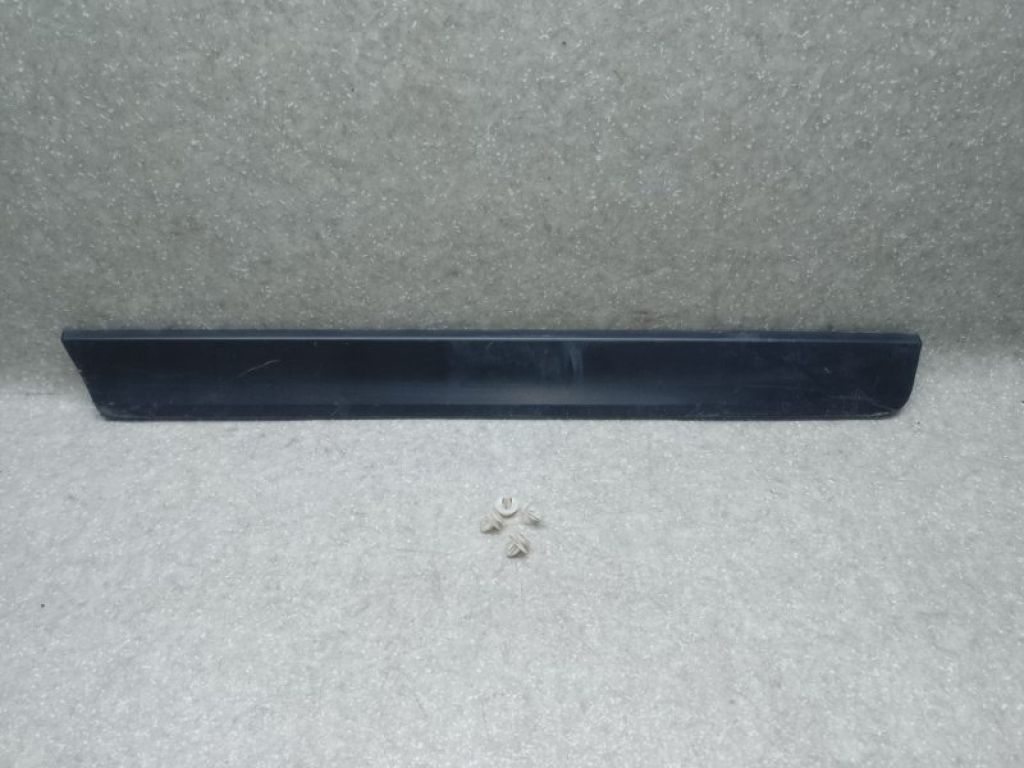 Молдинг двери задн. лев. NISSAN X-TRAIL/ROGUE T32 13-20