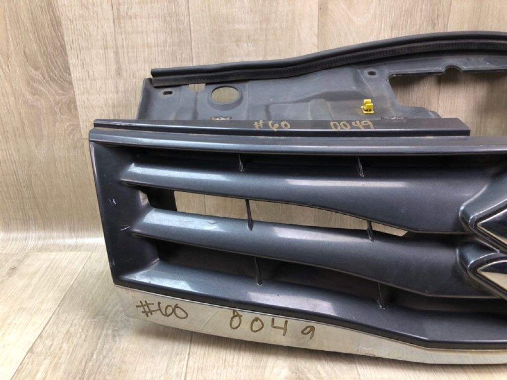 72111-77KA0-38B | Решітка радіатора SUZUKI GRAND VITARA 05-15 - Фото 3