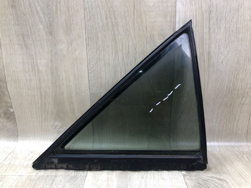 6812333010 | Скло дверей глухе задн. прав. TOYOTA CAMRY 30 02-06