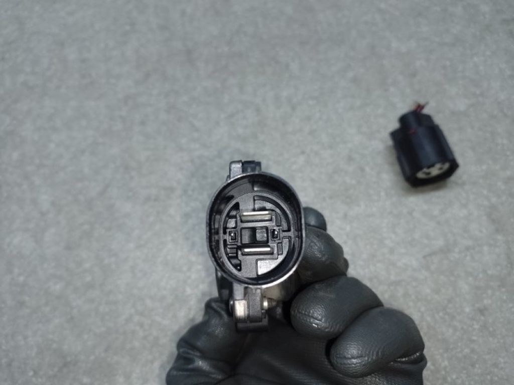 1137328567 | Блок управления вентилятором радиатора FORD ESCAPE 12-19 - Фото 4