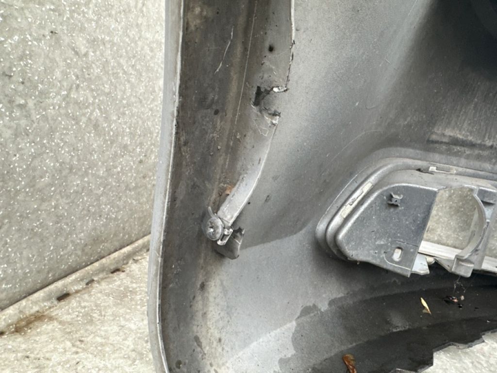 5C6 807 217 GRU | Бампер передній VOLKSWAGEN JETTA USA 10-17 - Фото 12