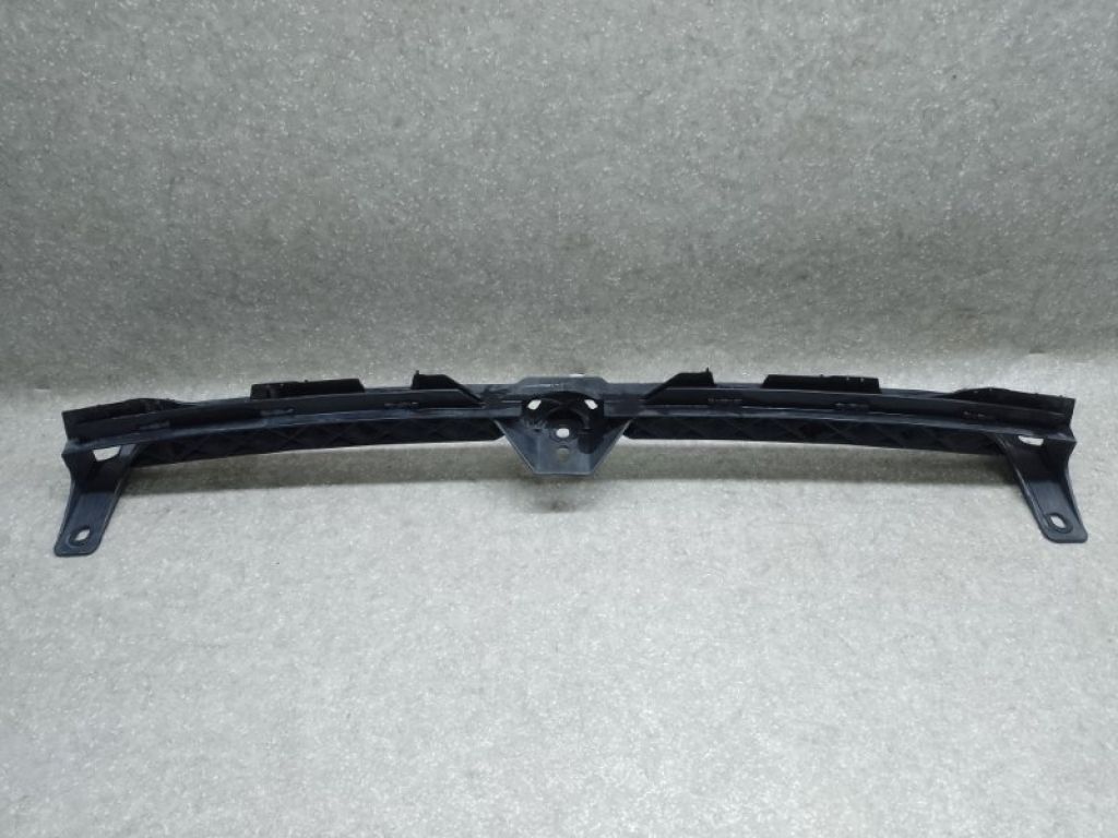 5C6 805 706 D | Кронштейн переднього бампера VOLKSWAGEN JETTA USA 10-17 - Фото 3