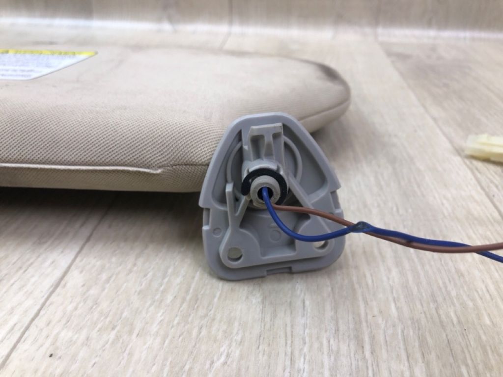 964003JA0A | Козирок сонцезахисний прав. NISSAN PATHFINDER R52 12-21 - Фото 4