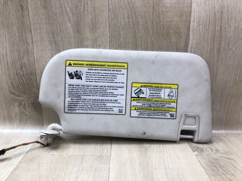 CJ5Z-7804105-BC | Козырек солнцезащитный лев. FORD ESCAPE 12-19