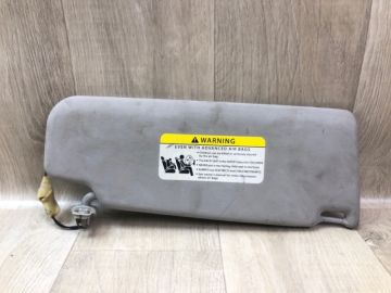 Козирок сонцезахисний лів. VOLKSWAGEN JETTA USA 10-17