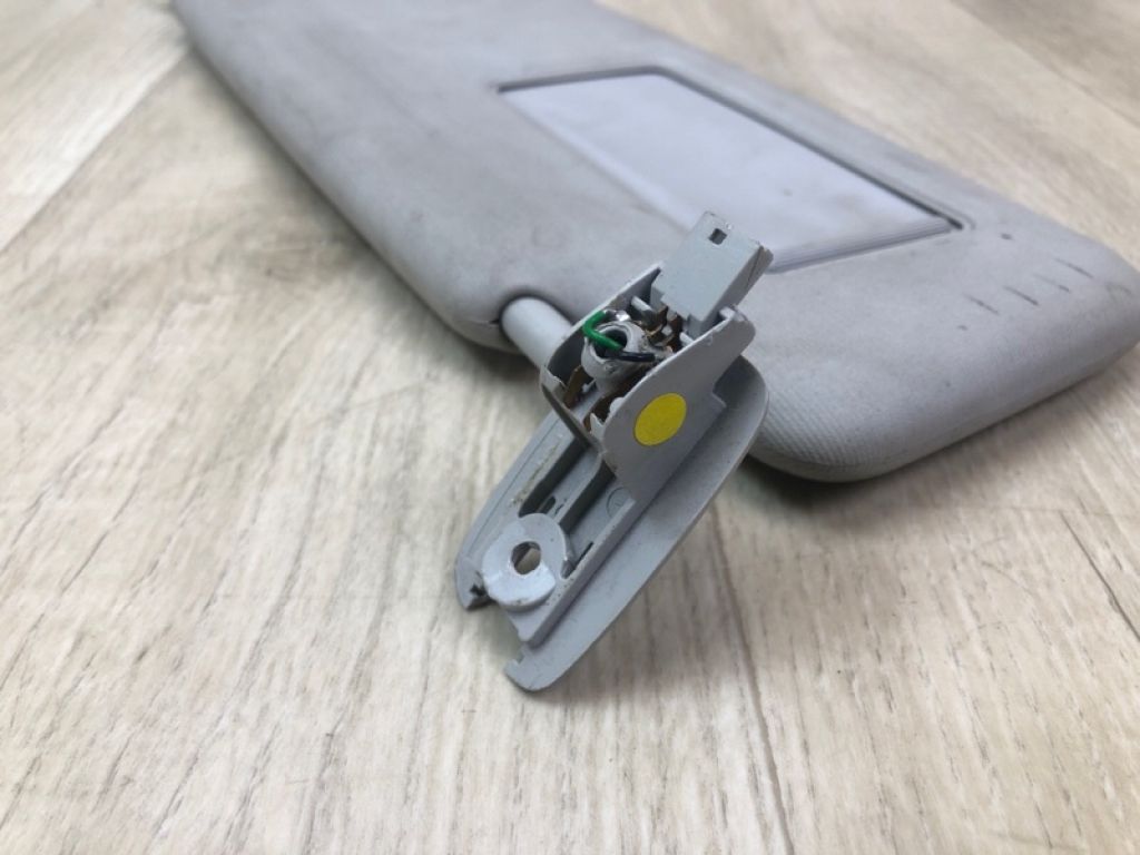 5N0857551P | Козырек солнцезащитный лев. VOLKSWAGEN TIGUAN 08-17 - Фото 4