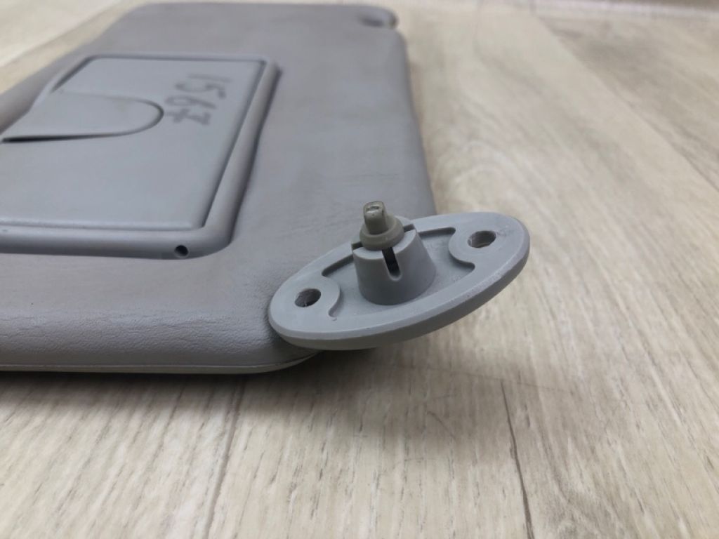 84801-54GB0-6GS | Козирок сонцезахисний прав. SUZUKI SX4 06-13 - Фото 4