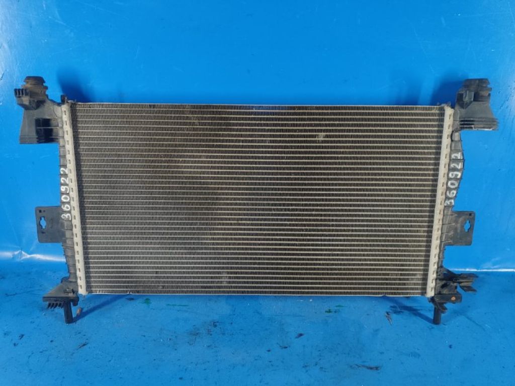 CV6Z-8005-A | Радиатор основной FORD FOCUS 10-18