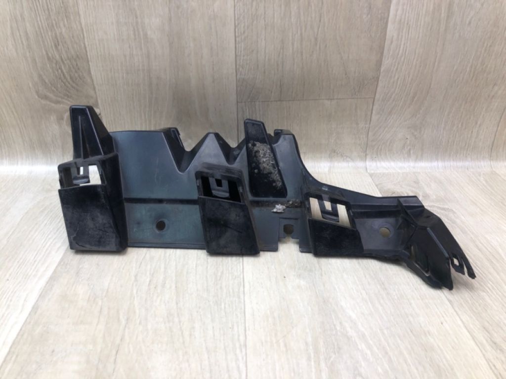 FR3Z-17E855-A | Кронштейн заднего бампера лев. FORD MUSTANG 15- - Фото 4