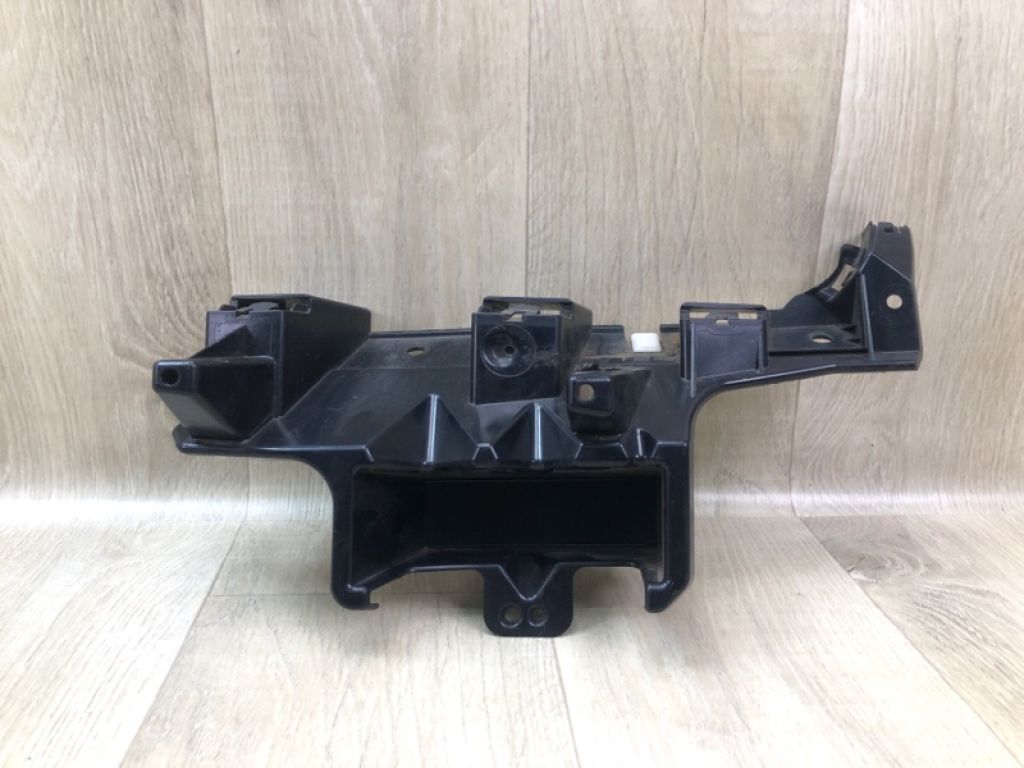 FR3Z-17C947-A | Кронштейн заднего бампера прав. FORD MUSTANG 15- - Фото 2