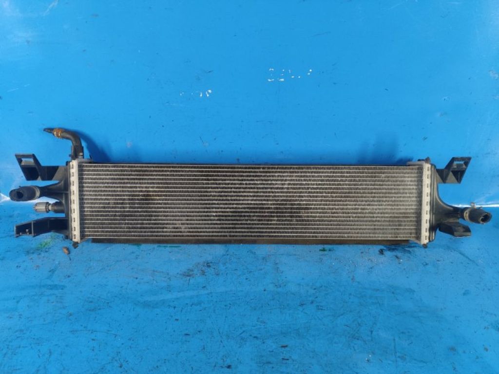 F1FZ-8005-B | Радиатор интеркулера FORD ESCAPE 12-19