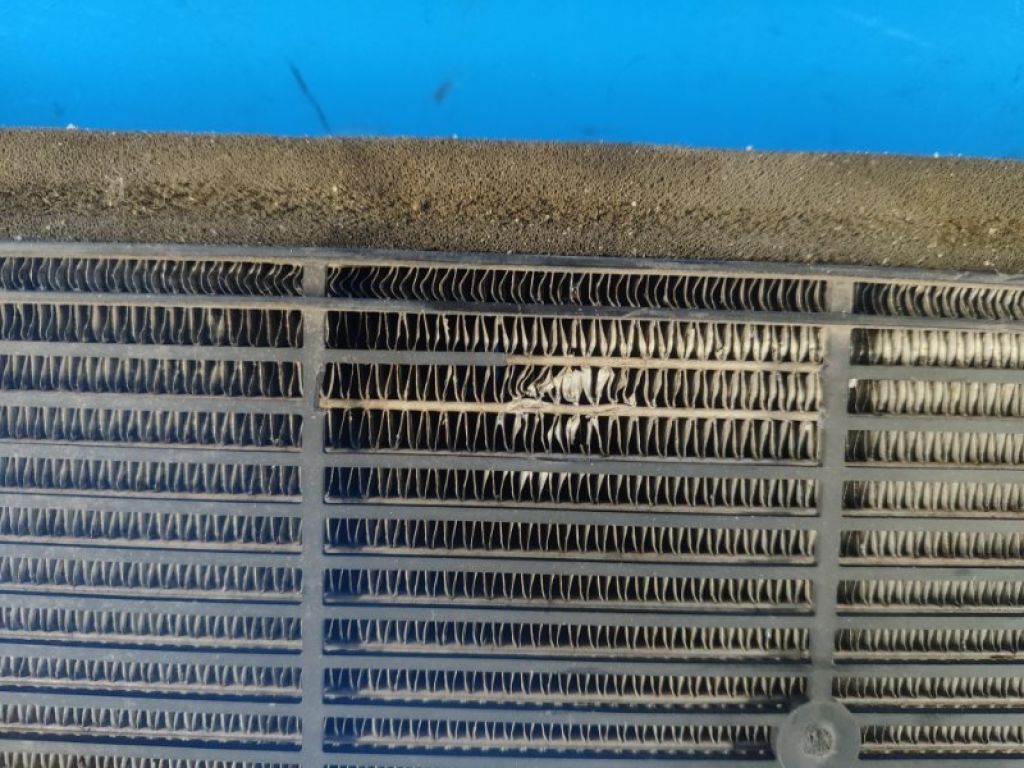 F1FZ-8005-B | Радиатор интеркулера FORD ESCAPE 12-19 - Фото 7