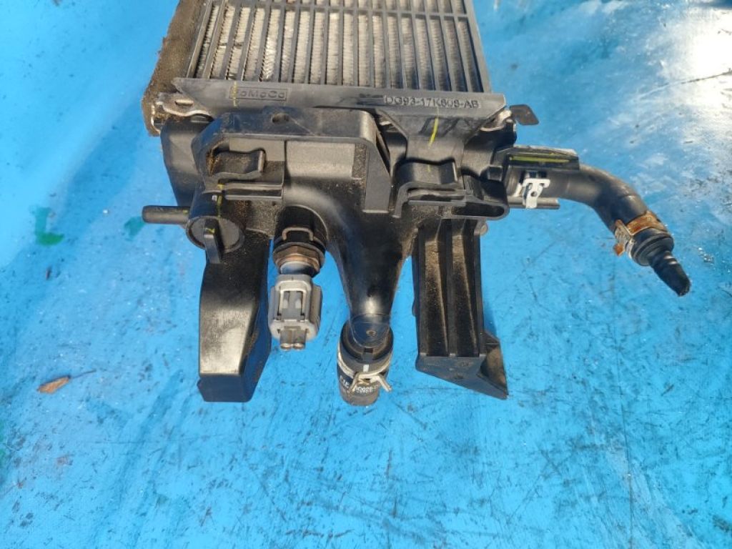 F1FZ-8005-B | Радиатор интеркулера FORD ESCAPE 12-19 - Фото 12