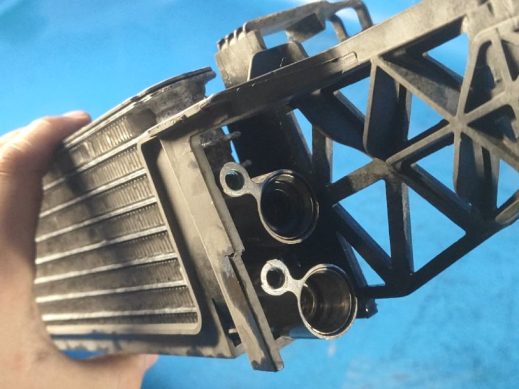 EJ7Z-7A09-5B | Радиатор АКПП FORD ESCAPE 12-19 - Фото 6